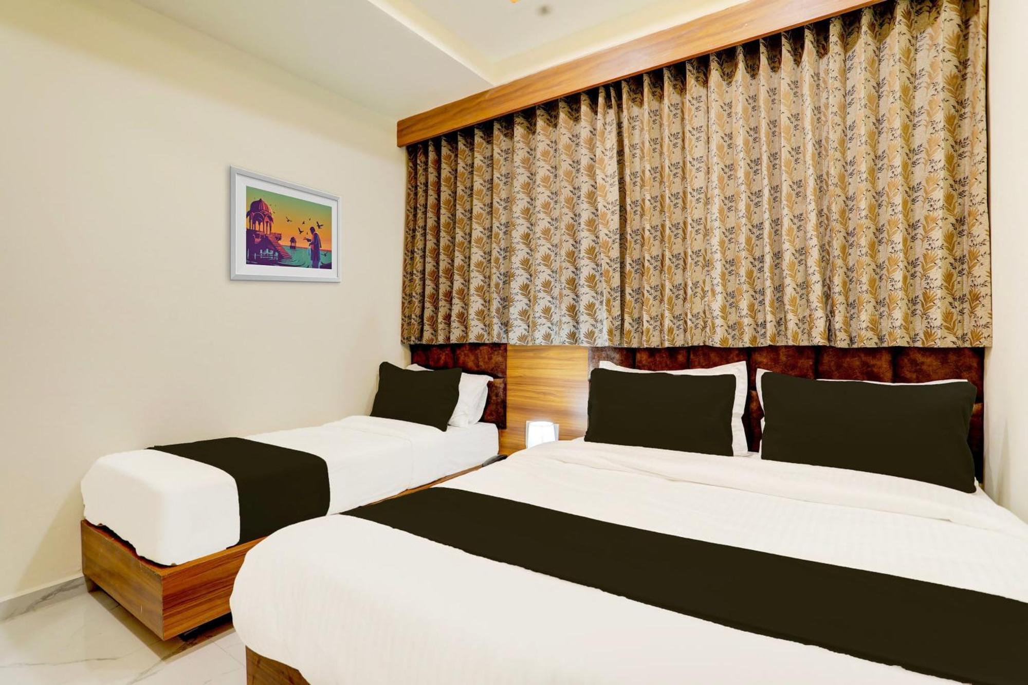 Hotel O Sun Light Ahmedabad Bagian luar foto