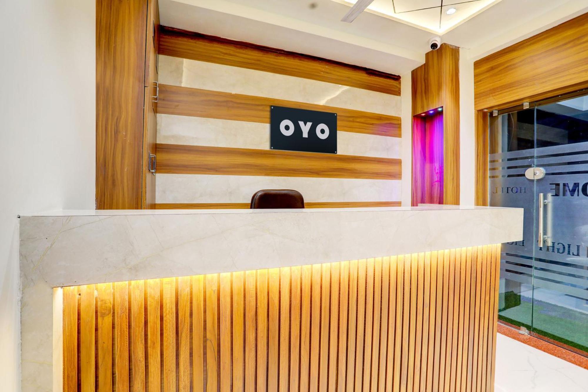 Hotel O Sun Light Ahmedabad Bagian luar foto