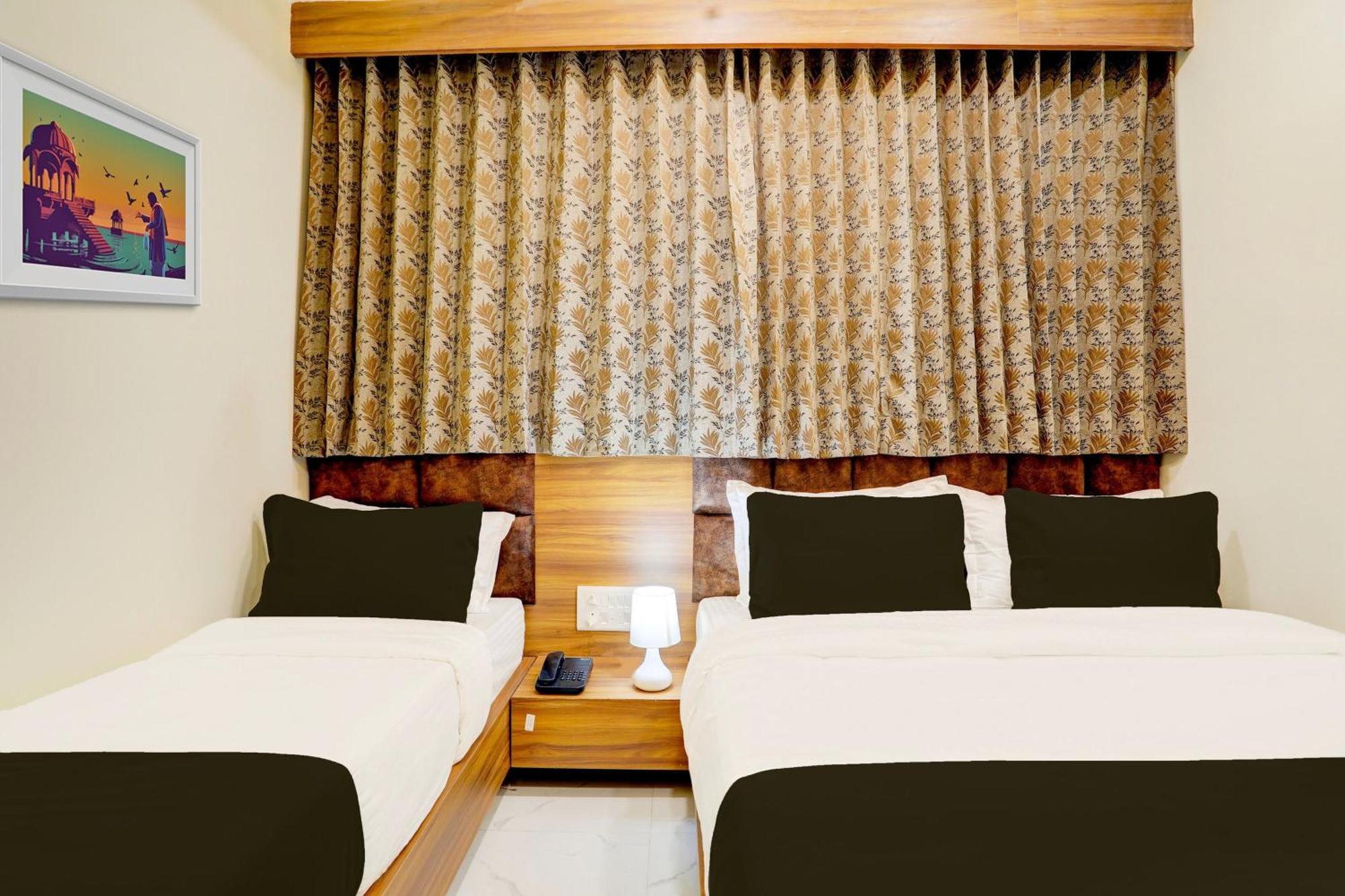 Hotel O Sun Light Ahmedabad Bagian luar foto
